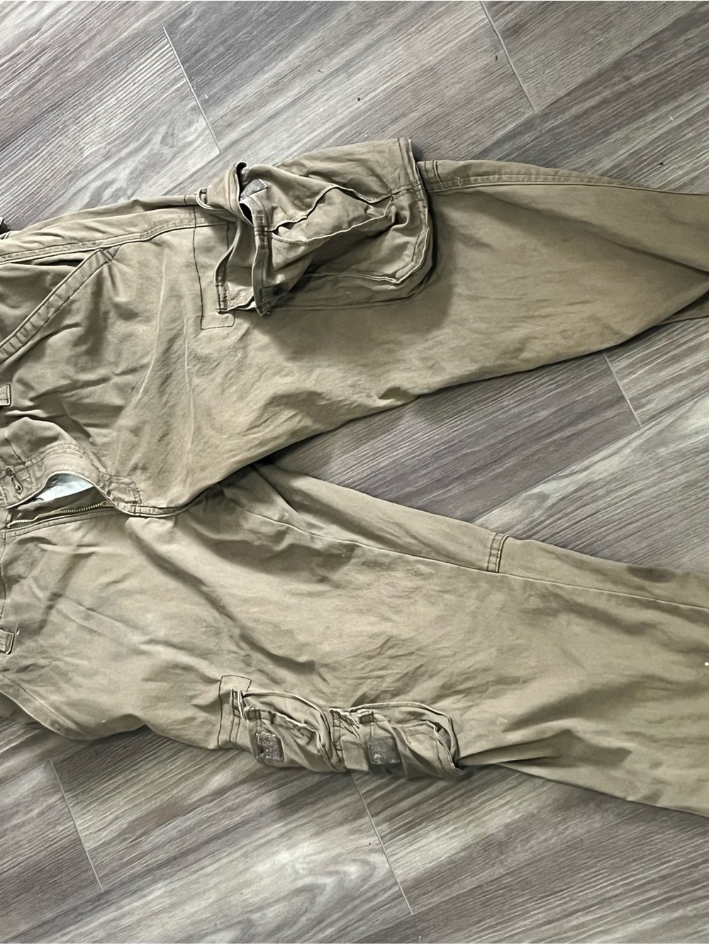 Utility Cargo Pants for Men in Olive